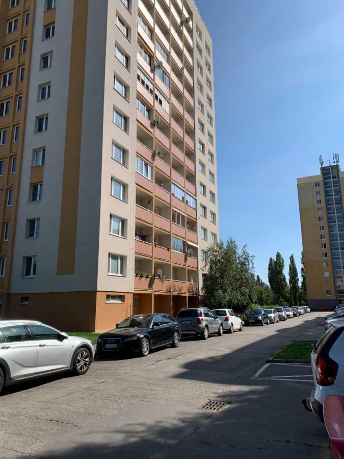 Apartament Tt10 Botanicka Trnava Exterior photo