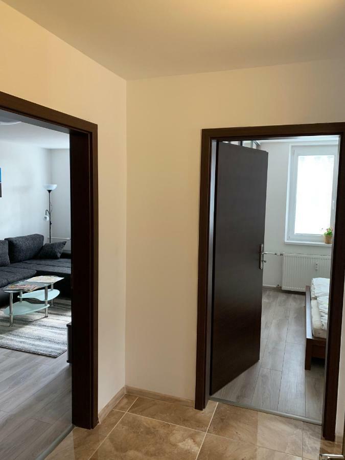 Apartament Tt10 Botanicka Trnava Exterior photo
