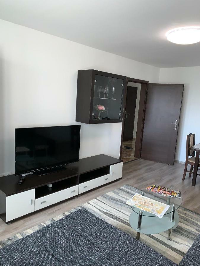 Apartament Tt10 Botanicka Trnava Exterior photo