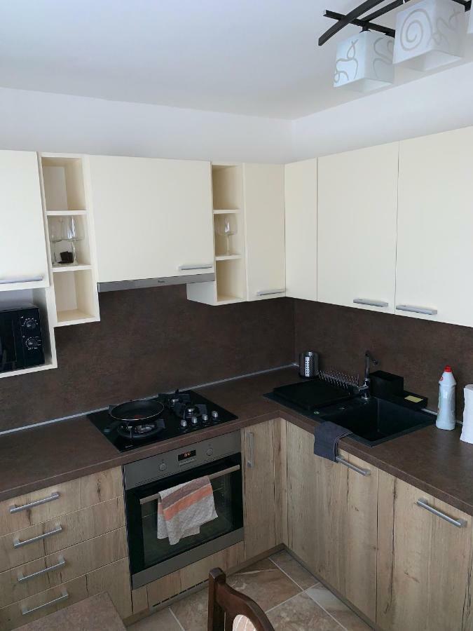 Apartament Tt10 Botanicka Trnava Exterior photo
