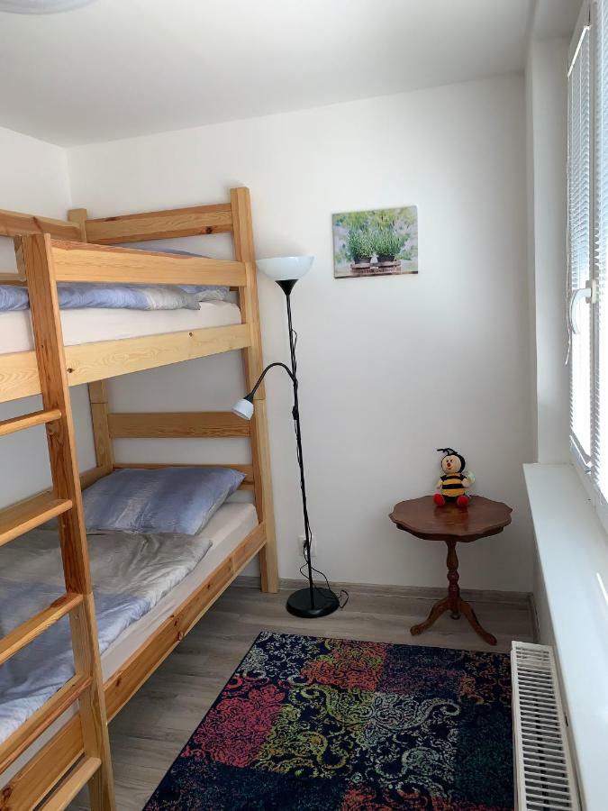 Apartament Tt10 Botanicka Trnava Exterior photo